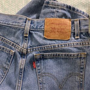 Vintage Levi’s Classic Relaxed 550 Jeans